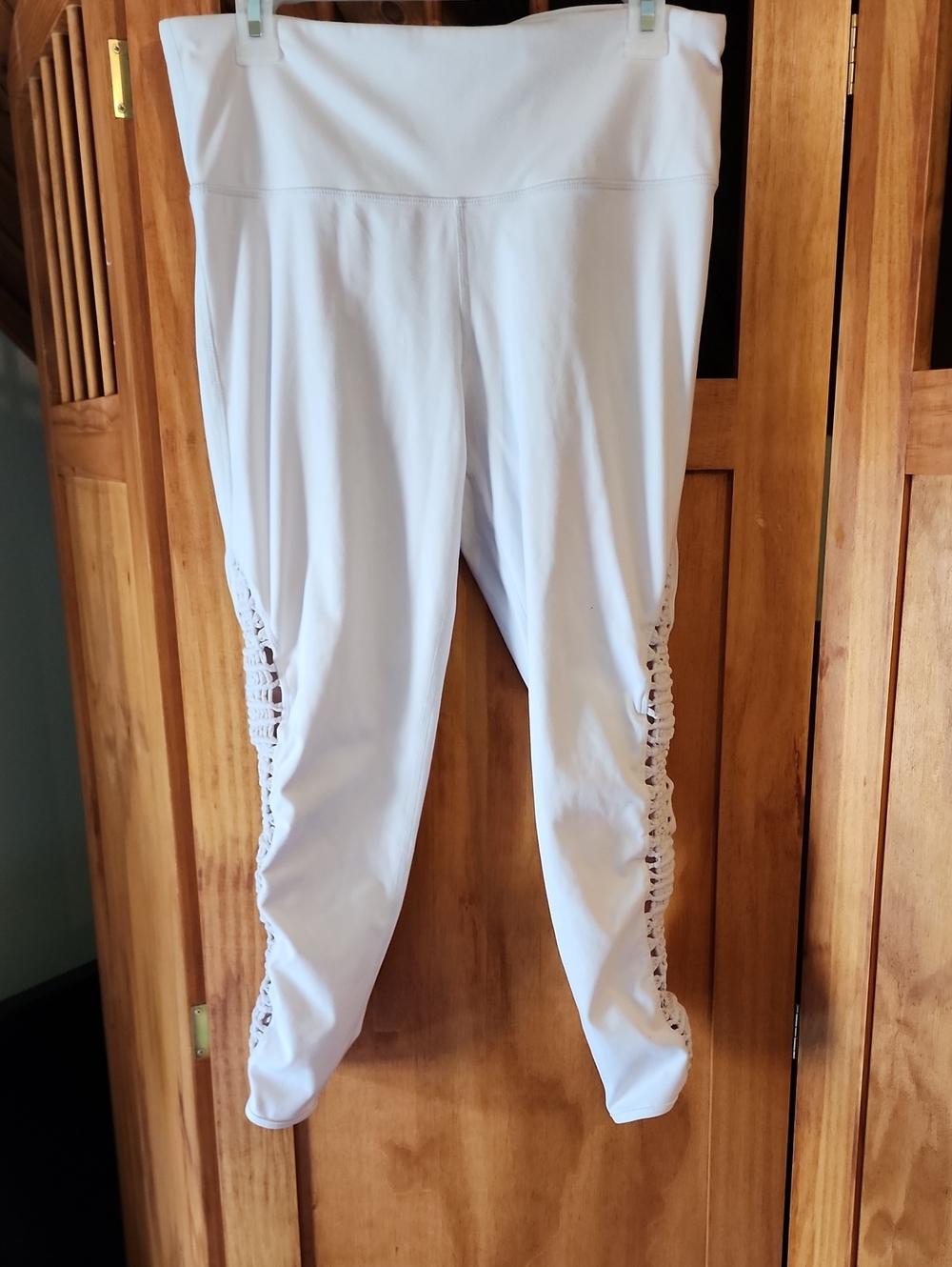 White High-Waist Leggings with Side Lace-Up Detail